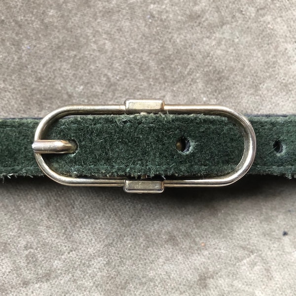 Super Skinny Dark Green Suede Leather Fashion Belt Retro Gold Buckle Vintage Size M L 28 29 30 31 32 Waist Slim Thin 1960s 60s 1970s 70s