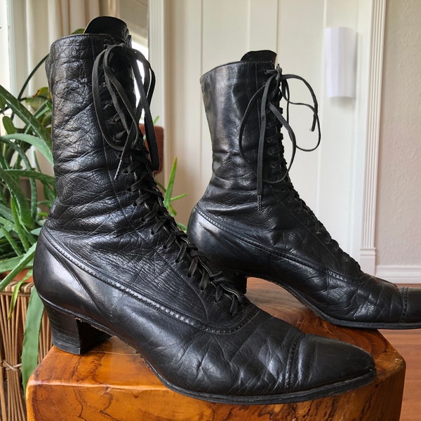 Antique Victorian Soft Black Leather Lace Up Ankle Boots Size 6.5 7 Edwardian 1890s 1900s 1910s 1920s Vintage Costume Womens Shoes