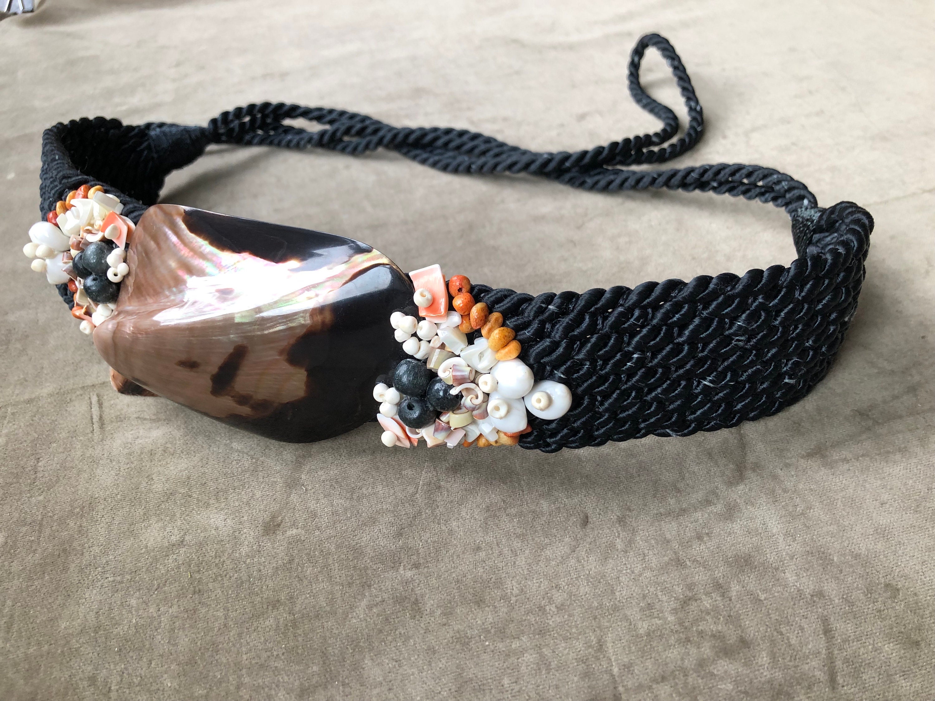 Women\'s Statement Side Tie Belt Shells & Mother of Pearl on Black Satin Rope M 80s Seashell Mother of Pearl Sea Shell Mermaid Satin Rope  main image 2
