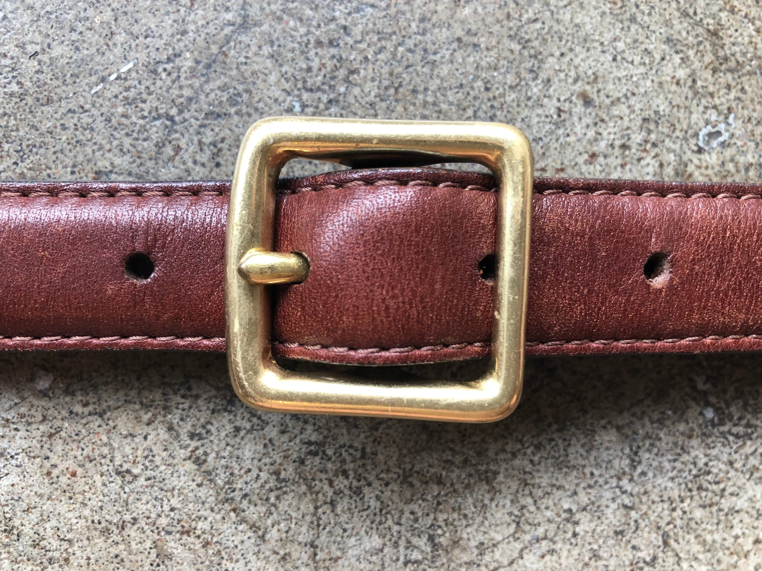 Chunky leather belt with statement square brass buckle. Size S-M 35mm Solid Brass Chunky Square Buckle - Matte Gold - 2774/35/G main image 4