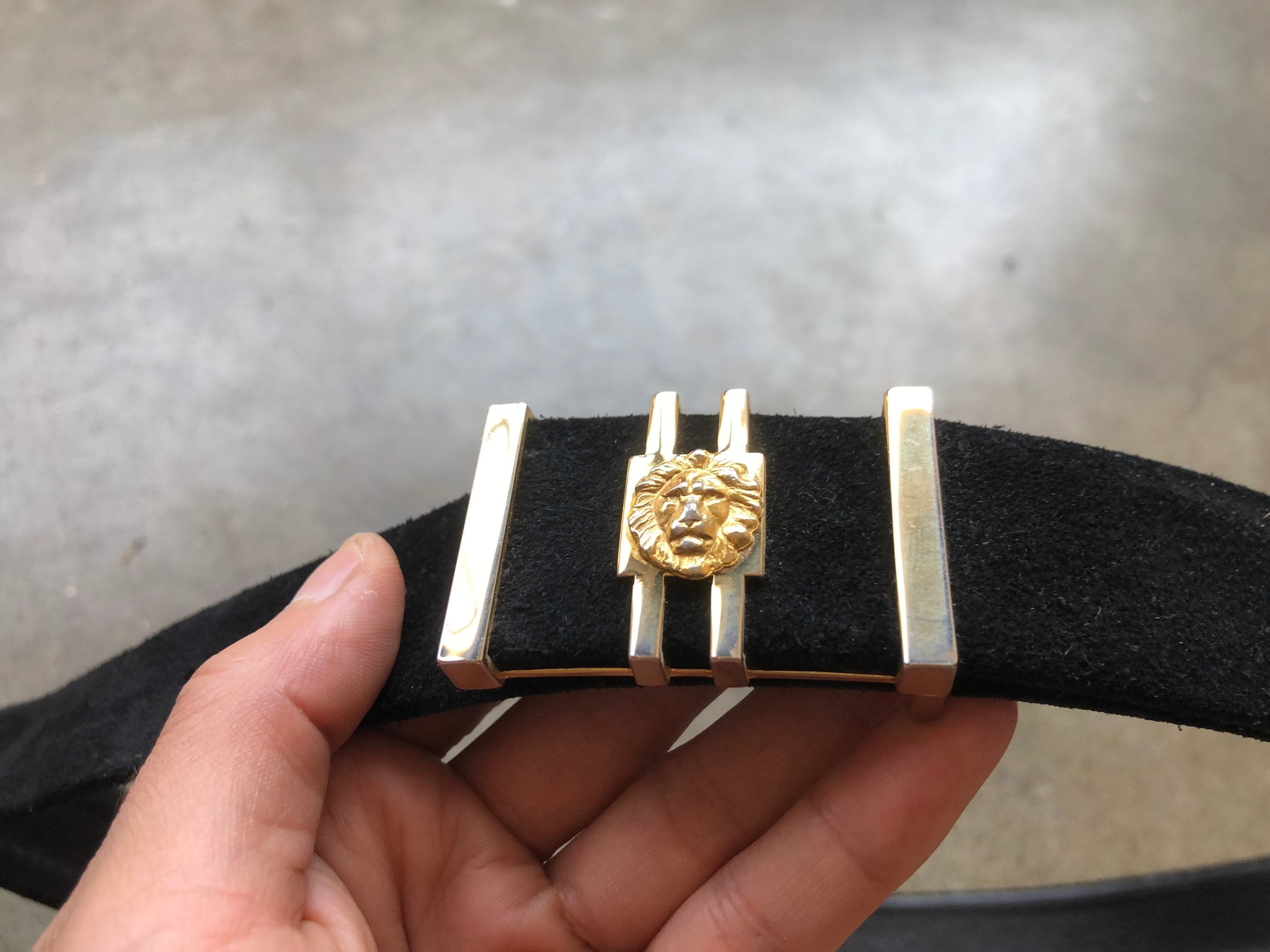 Anne Klein Vintage 1960’s~ 70s Black Leather‎ Belt with Gold Lion Buckle large Vintage Anne Klein Gold Lion Head Logo Buckle Reversible  main image 2