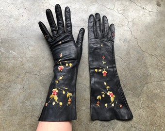 Stunning Black Leather Mertier Long Gloves Vintage 1940s Handmade Red Floral Rose Embroidery Roses Antique size S XS 6.75 1950s 40s 50s