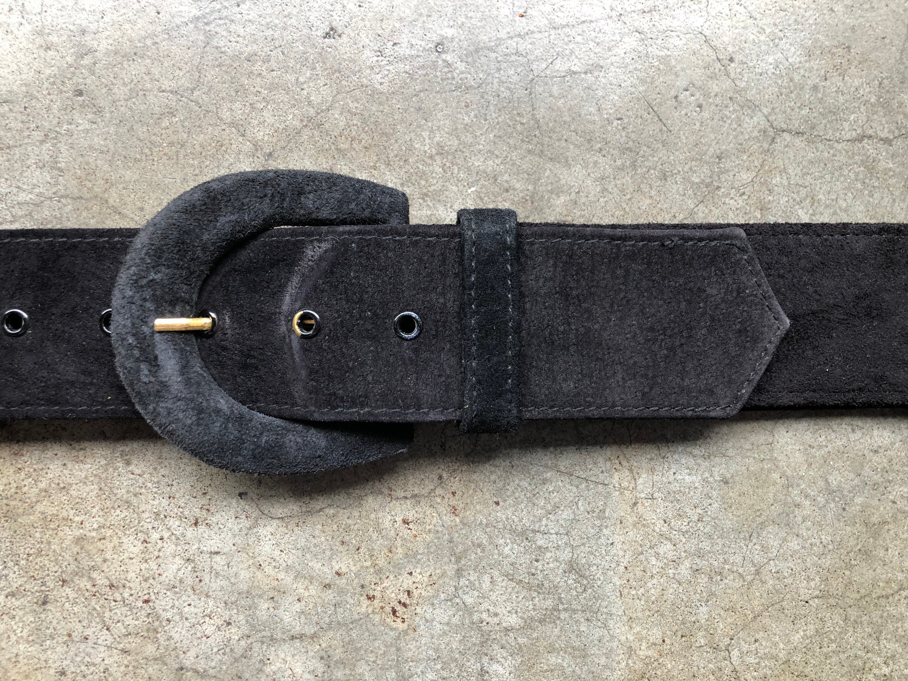 ◎IROCO◎ vintage belt suede bag_black il_fullxfull.3093474728_jk5f.jpg