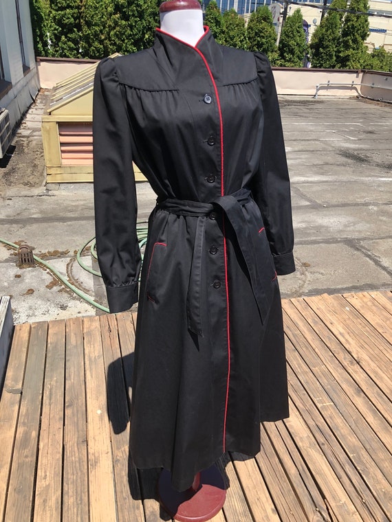1970s 80s Black Navy Womens Belted Long Trench Co… - image 3