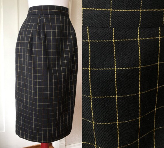 Wool Woven Gold Metallic Shimmer Thread Windowpane Plaid Straight