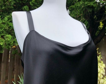 Black Silk Satin Sleeveless Tank Camisole Cami Top sz M 6 Pajama Slip Blouse 1990s Blouse Sexy 90s Vintage Top Y2K Spaghetti Strap Simple