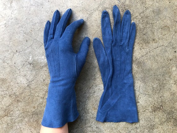 Antique Blue Suede Leather Gloves Size XS 6 6.25 … - image 2