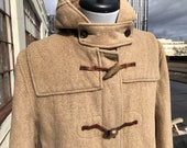 Vintage Mens Gloverall Wool Mackintosh Duffle Overcoat Horn Leather Toggle Buttons Coat Jacket Original Duffer Hooded Beige Tan England 40