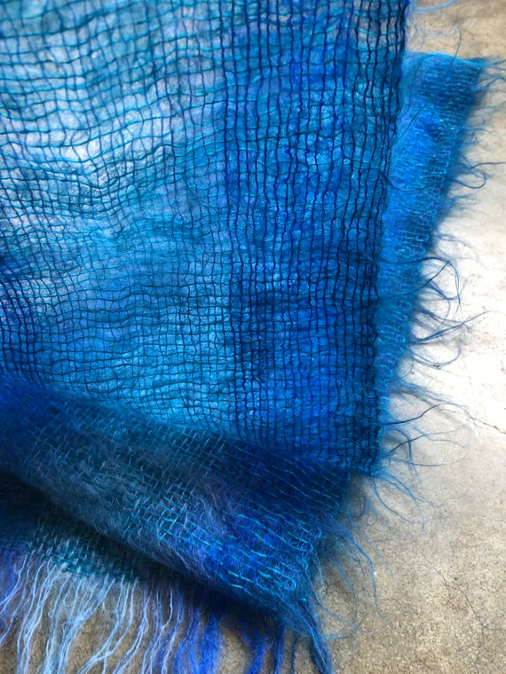 Stunning Vintage Soft Fuzzy Mohair Woven Winter N… - image 10