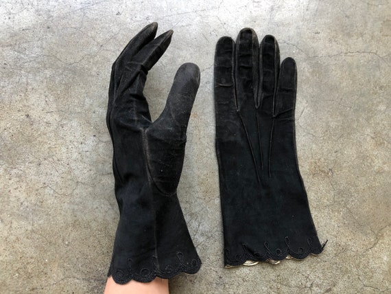 Vintage Antique Black Suede Leather Gloves Size S… - image 7