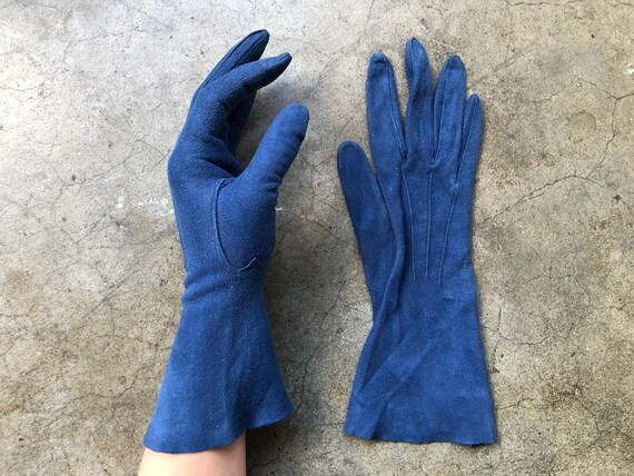 Antique Blue Suede Leather Gloves Size XS 6 6.25 … - image 4