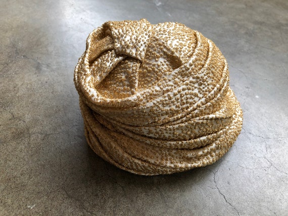 40s 50s Gold Satin Wrapped Dramatic Turban Hat Ho… - image 1