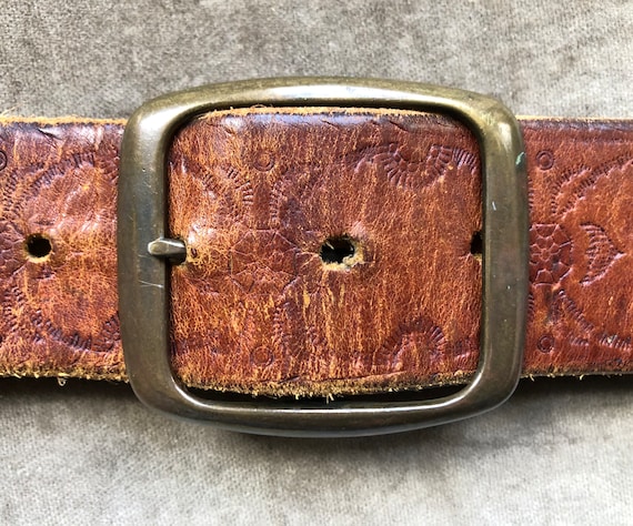 70s Floral Tooled Brown Thick Leather Belt Wester… - image 2