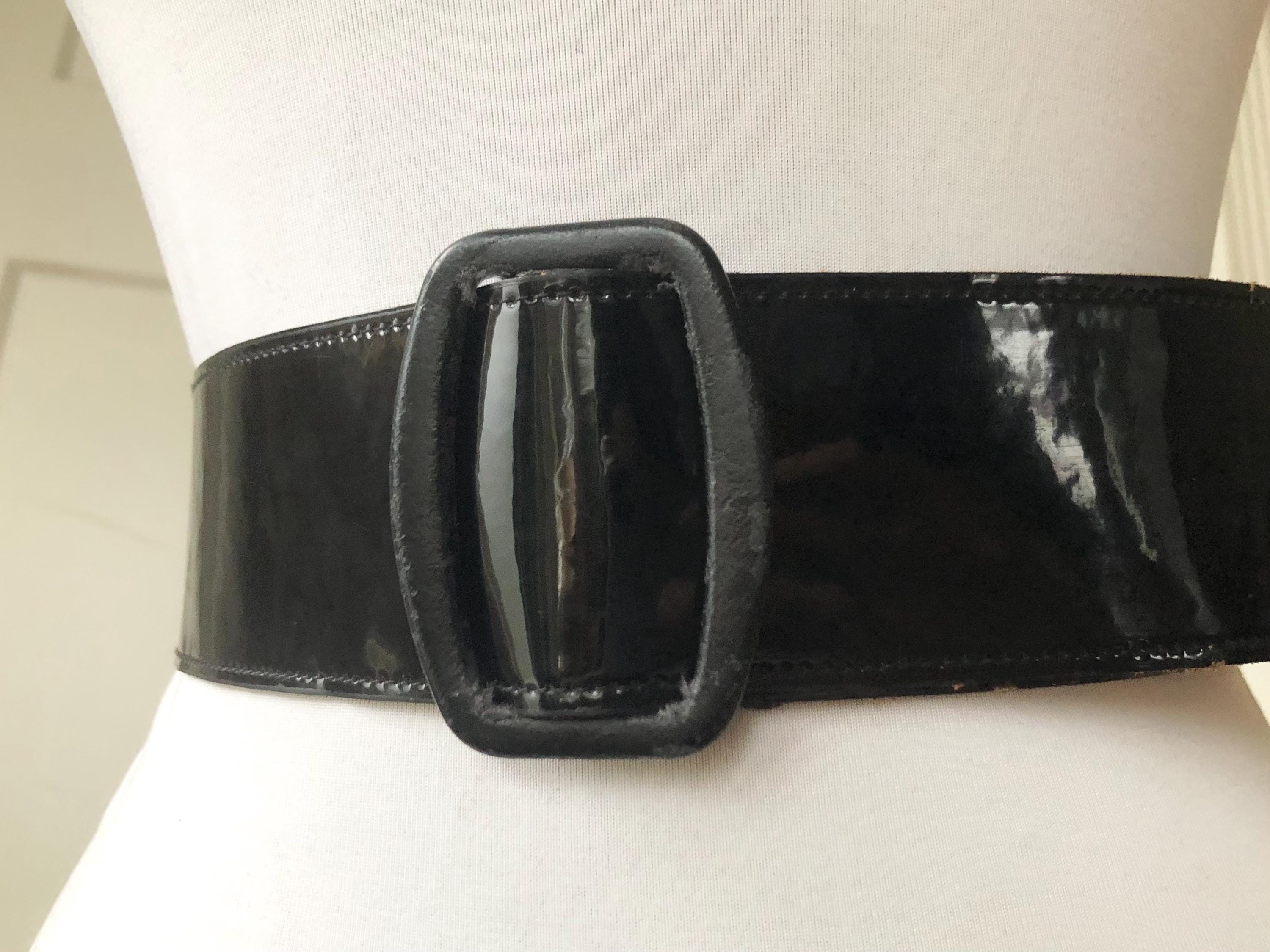Ceinture En Cuir Verni Noir PER SE Avec Boucle Ajustable - Taille M - État Impeccable