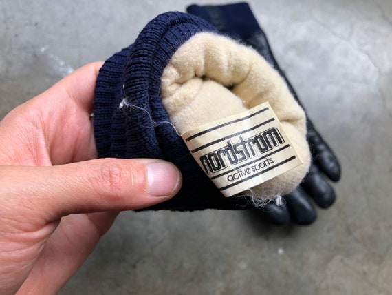 70s Puffy Dark Navy Blue Ski Gloves Winter Snow A… - image 5