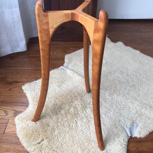 Solid Maple Wood Mortise and Tenon Joint Elegant Tripod Plant Pot Stand Wooden MCM Handmade 3 Legged Tapered Curved Boho Art Nouveau Modern