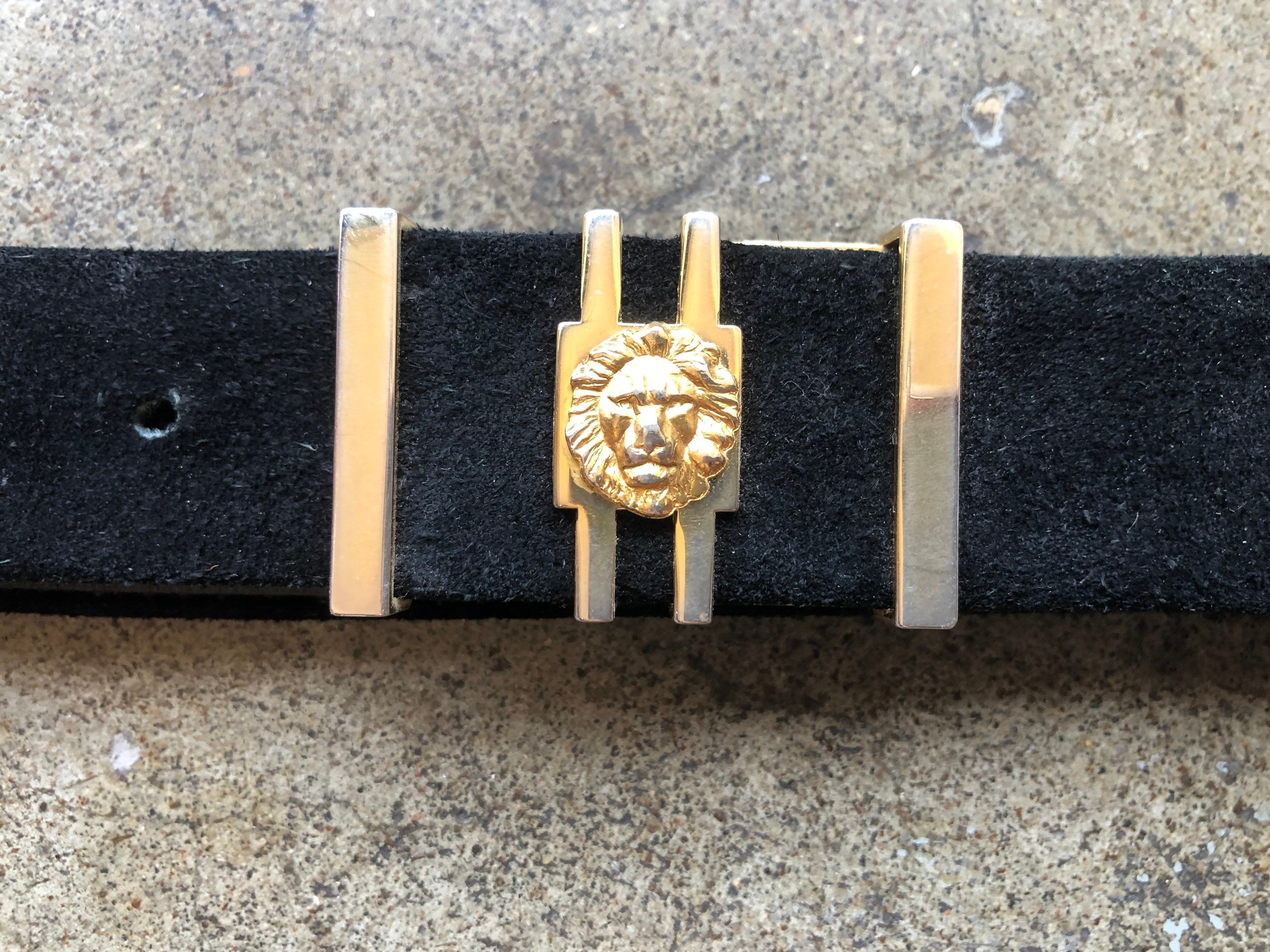Anne Klein Vintage 1960’s~ 70s Black Leather‎ Belt with Gold Lion Buckle large Vintage Anne Klein Gold Lion Head Logo Buckle Reversible  main image 4