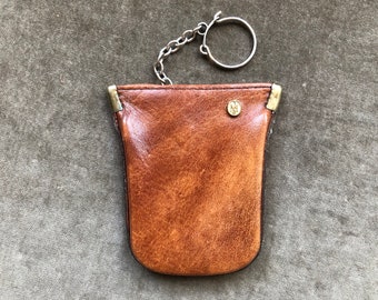 Vintage Leather Squeeze Key Case Fob Coin Pouch Mini Bag Ring Keys Charm Frog Mouth Steel Tension Spring 1960s 60s 1970s 70s Retro Accessory