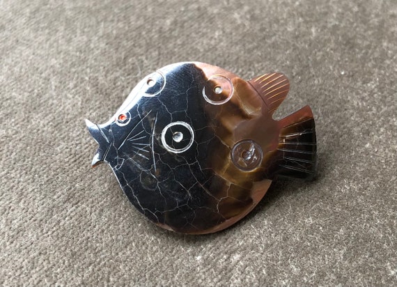 Seashell Abalone Carved Puffer Fish Blowfish Broo… - image 10