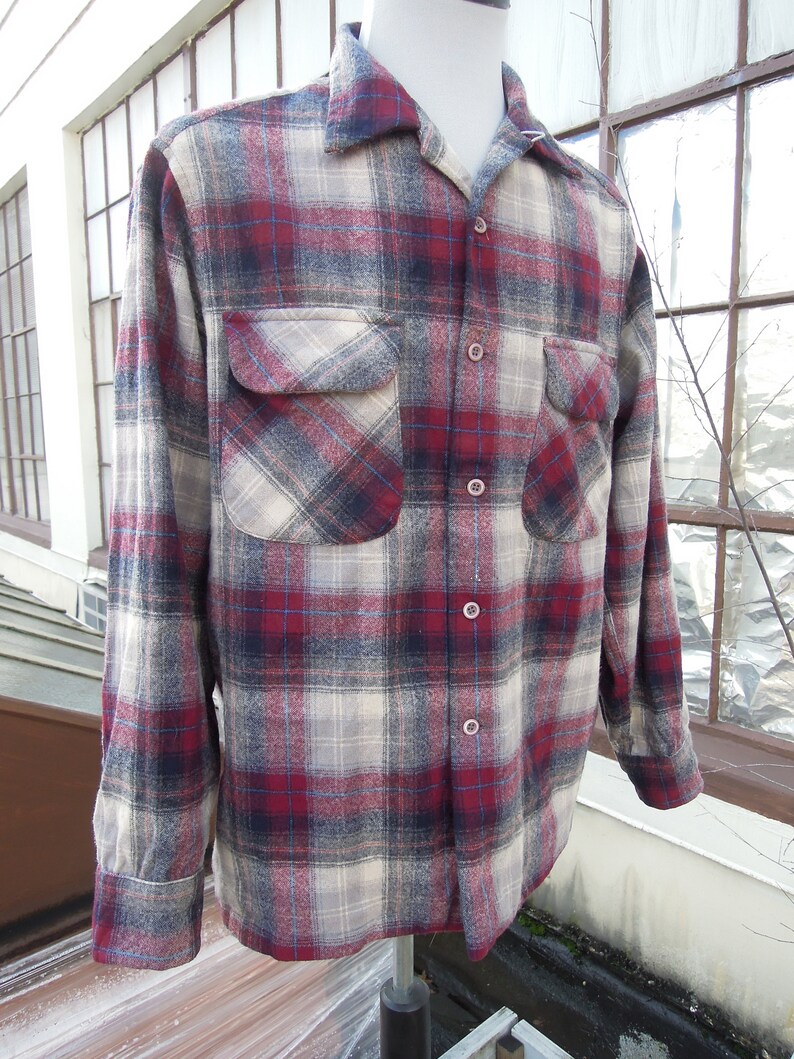 Vtg Pendleton Wool Plaid Woven mens oxford Shirt M burgundy ivory gray shadow plaid w chest pockets 80s 90s vintage flannel