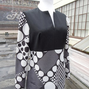Vtg 60&#39;s mod black and white halftone Polka Dotted handmade fitted a-line empire scooter dress Womens Vintage S XS 1960s polka dot