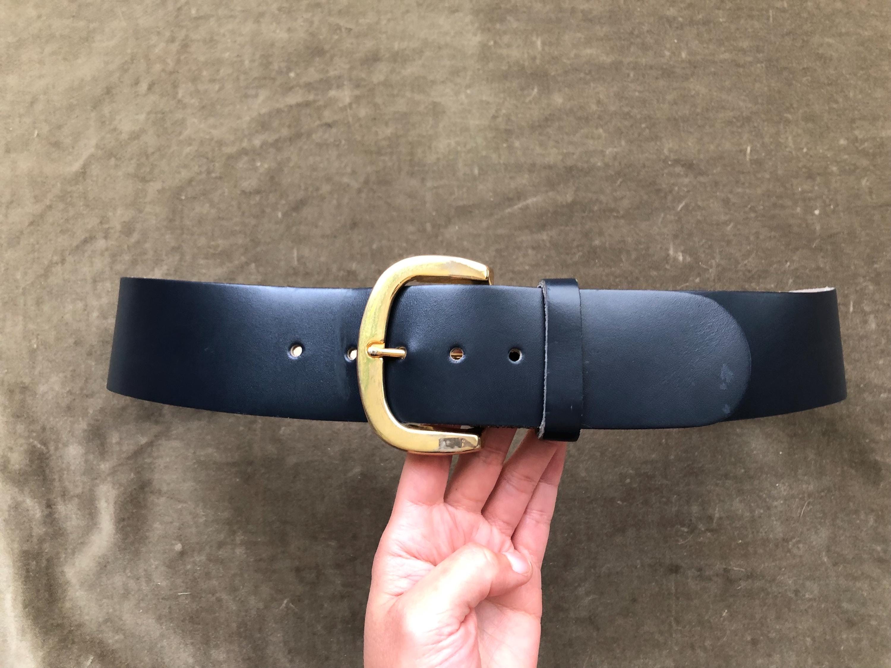 Bally Made In Italy Belt Twist Navy Blue  Leather Gold Tone Buckle il_fullxfull.1009646531_k8ln.jpg main image 3