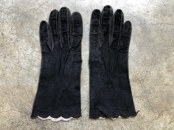 Vintage Antique Black Suede Leather Gloves Size S… - image 5