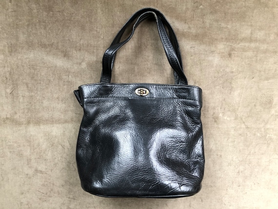 1960s Black Thick Leather Retro Mod Bucket Bag Pu… - image 1