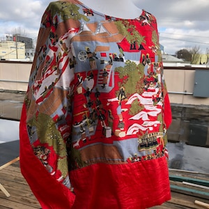 Handmade Thai Silk Kimono Style Blouse Red Black Gold Green Blue Novelty Landscape Village People Print 1990s 90s Vintage S M Boho Japanese