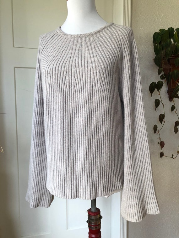 Cashmere Wool Rib Knit Long Bell Sleeve Pullover … - image 8