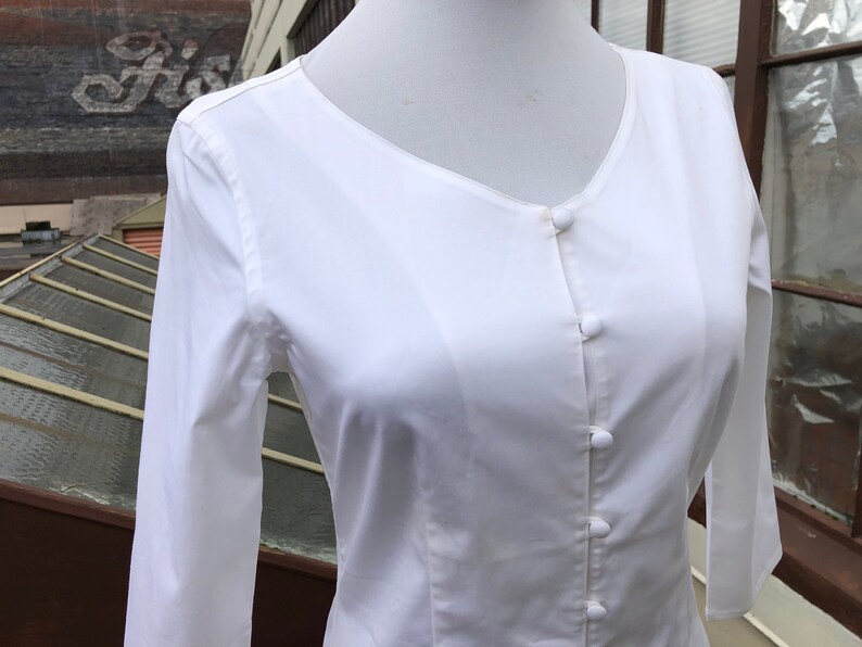 90s Japanese White Cotton Stretch Scoop Neck Button Up Blouse 1990s Long Cropped Sleeve 34 Vintage size S XS Oxford Shirt Top Japan