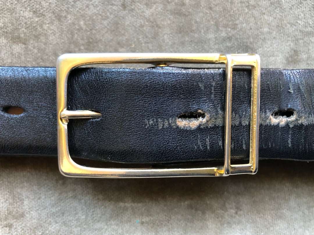 1960s 70s Black Leather Belt Retro Gold Tone Buckle Unisex  display picture 2