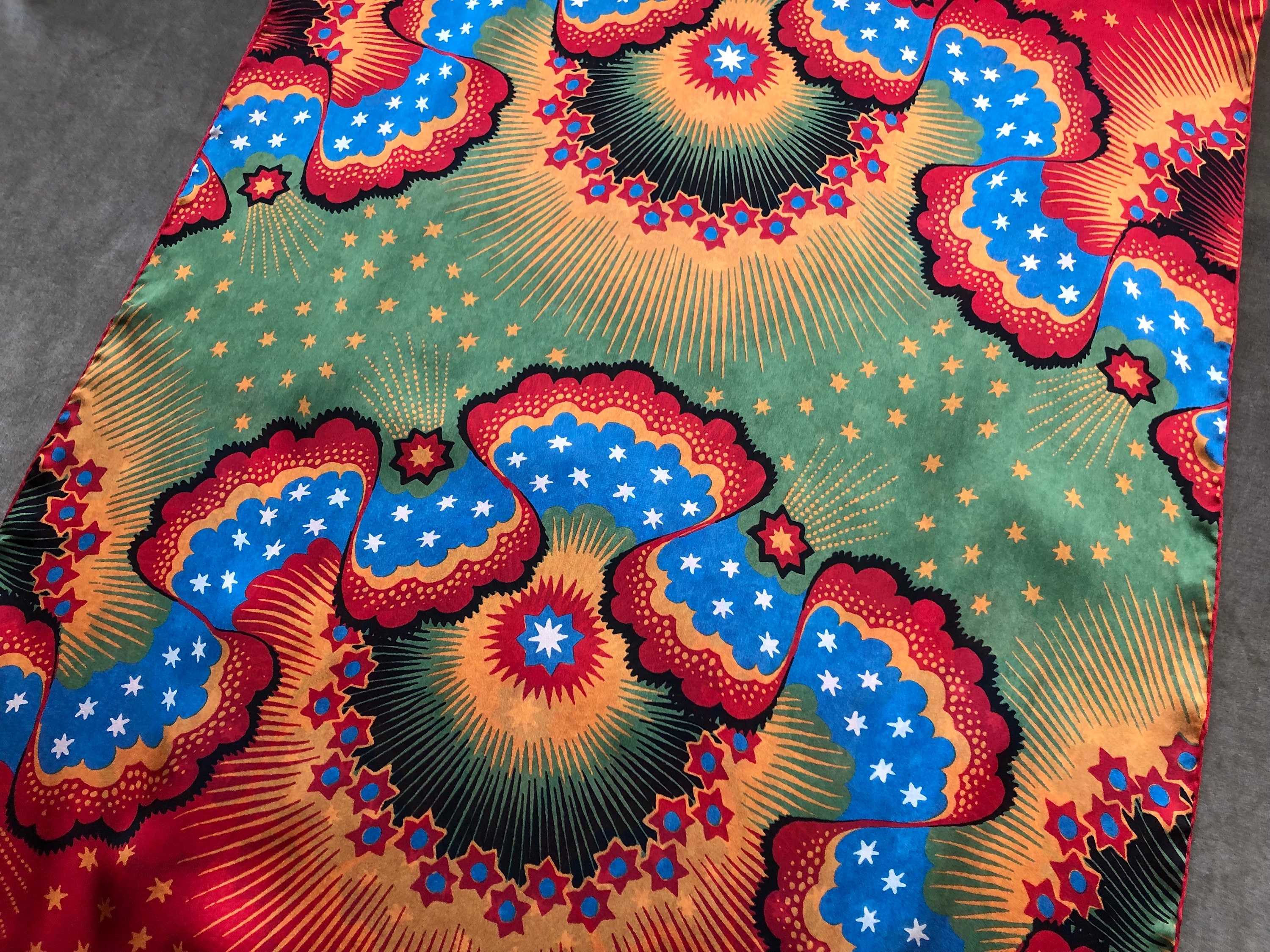 VALENTINO GARAVANI Silk Volcano Star Multicolor Print Large