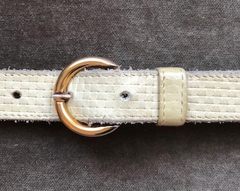 1980s Ostrich Bump Embossed Tan Cognac Brown Leather Belt  display picture 1