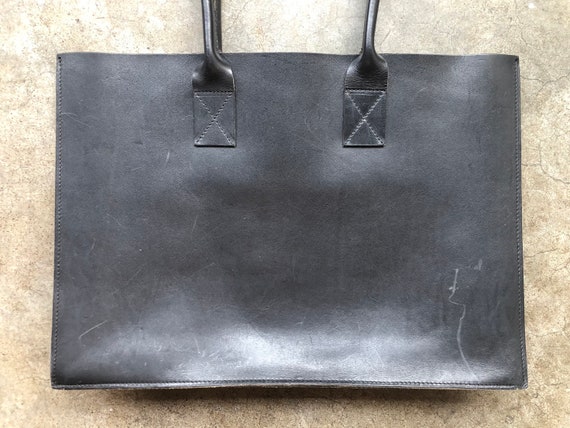 Perfect Thick Leather Smooth Simple Large Tote Wo… - image 6