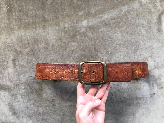 70s Floral Tooled Brown Thick Leather Belt Wester… - image 5