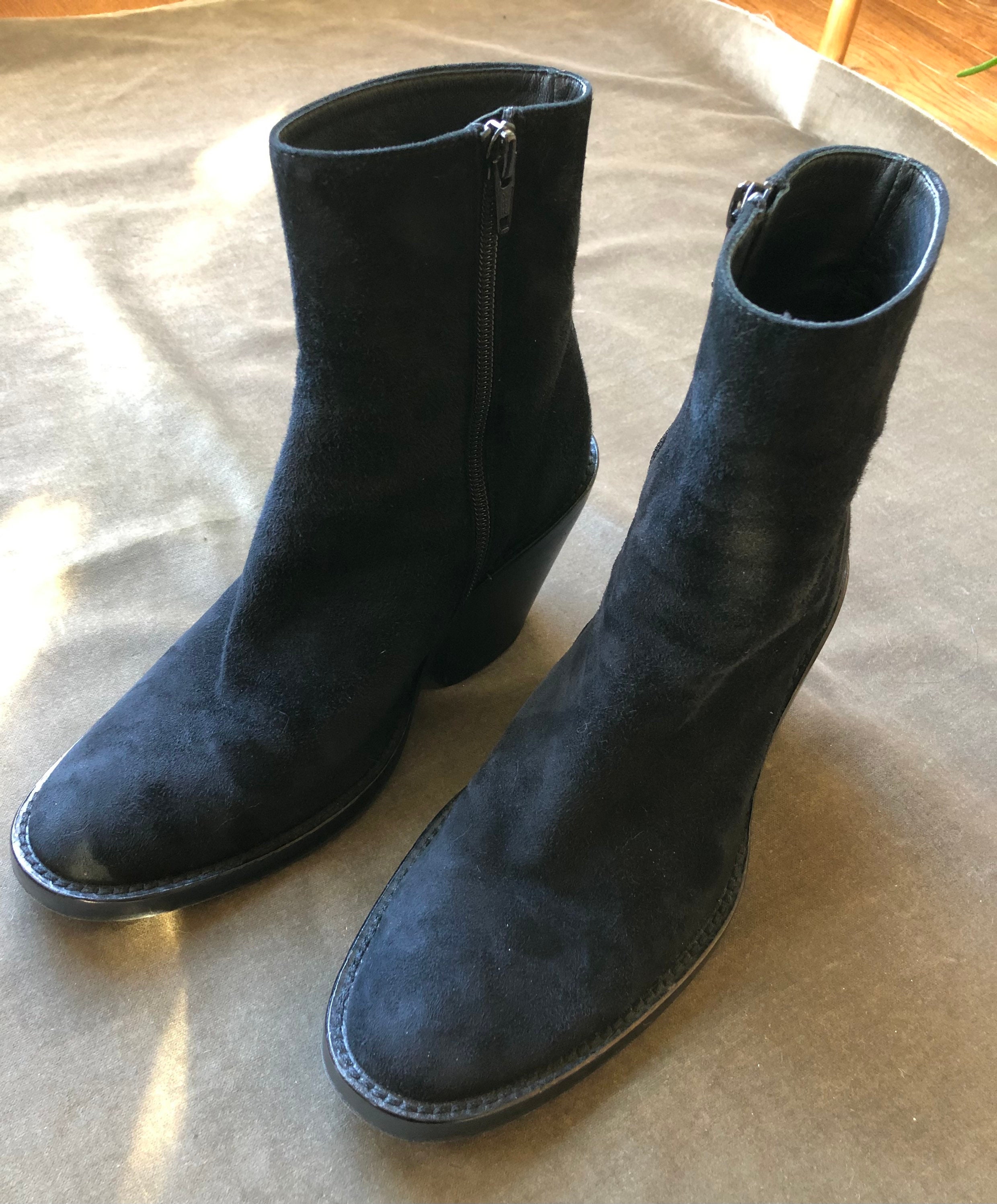 Ann Demeulemeester Black Suede Leather Round Toe Chunky