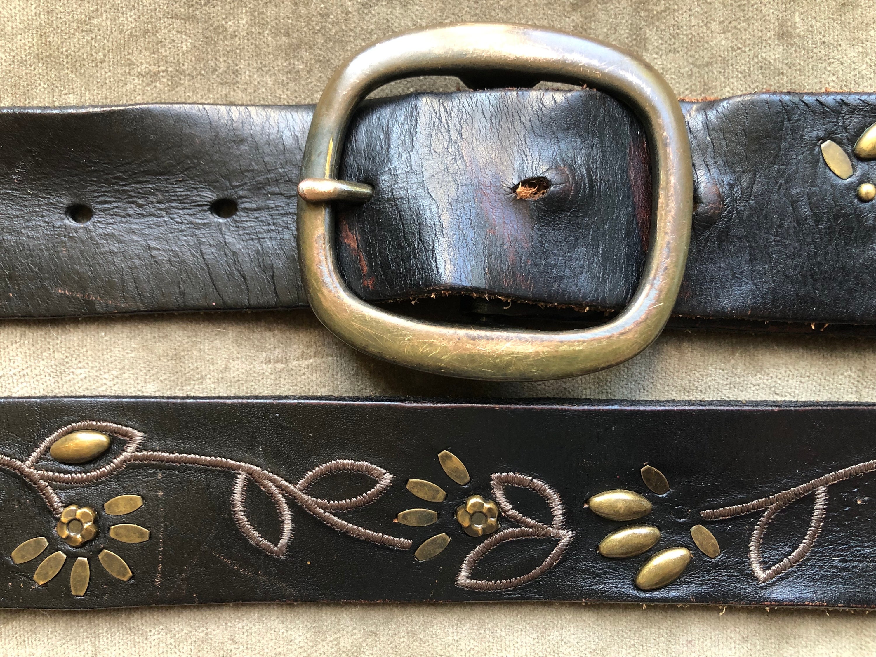 小物 vintage redstone Flower Studded Belt 小物 vintage redstone Flower Studded Belt Handmade Studded