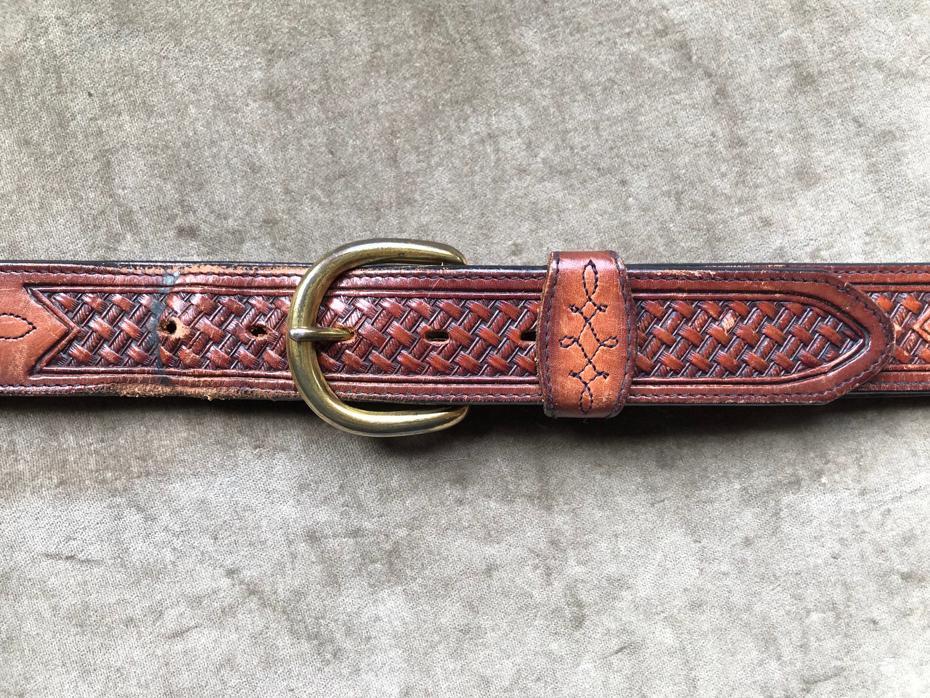 ASOS DESIGN - Cintura Reversibile In Pelle Sintetica Marrone E Nera Con Fibbia Argento - Foto 7