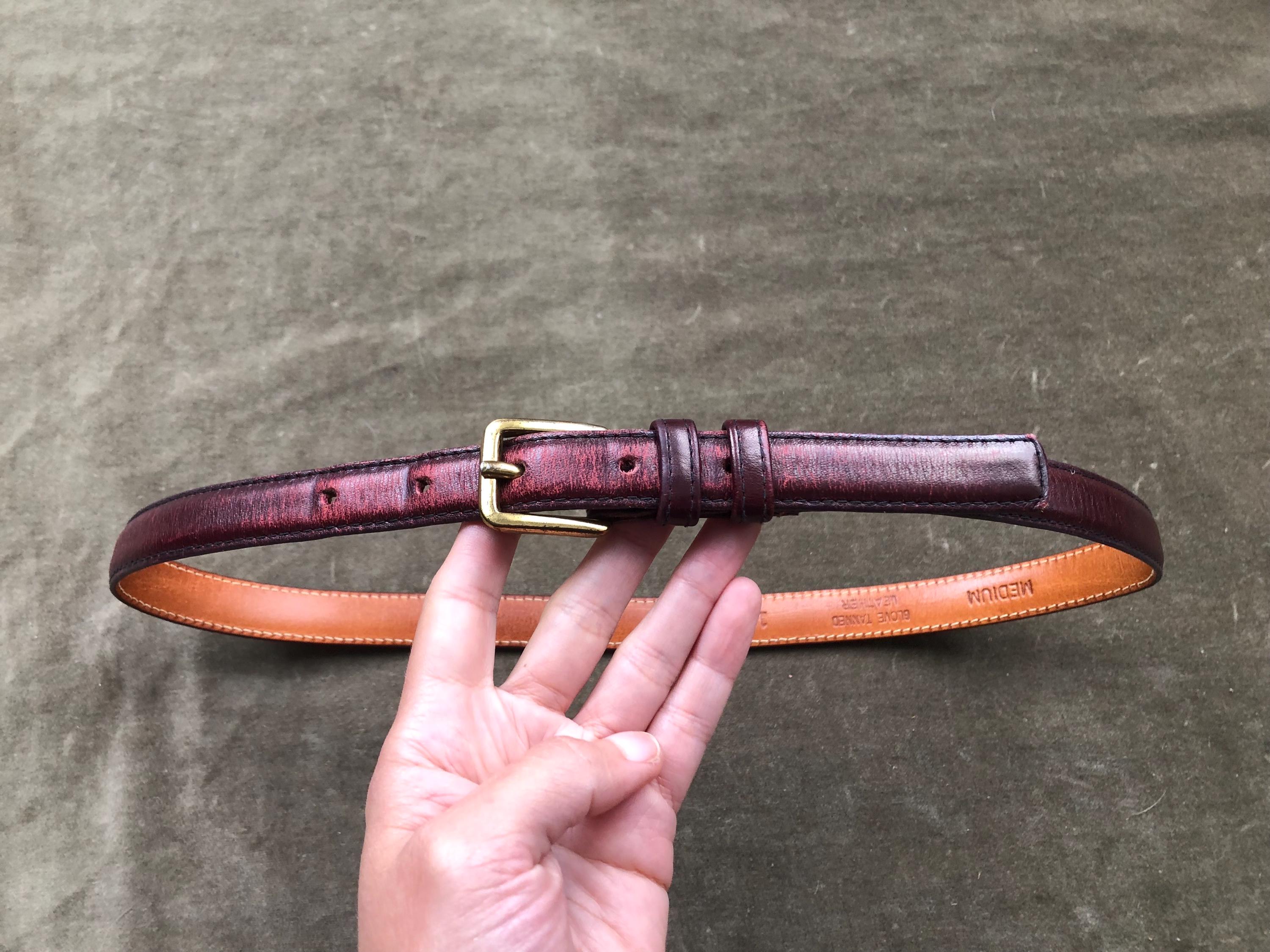 Vintage 1970 80\'s Retro Burgundy Purple Leather Gold Buckle Classic Skinny Belt 70s 80s Super Skinny Leather Belt Solid Brass Retro Buckle  main image 3