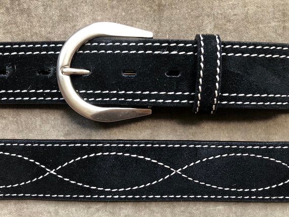 Rough Suede Leather Black Belt Silver Buckle White Contrast  display picture 1
