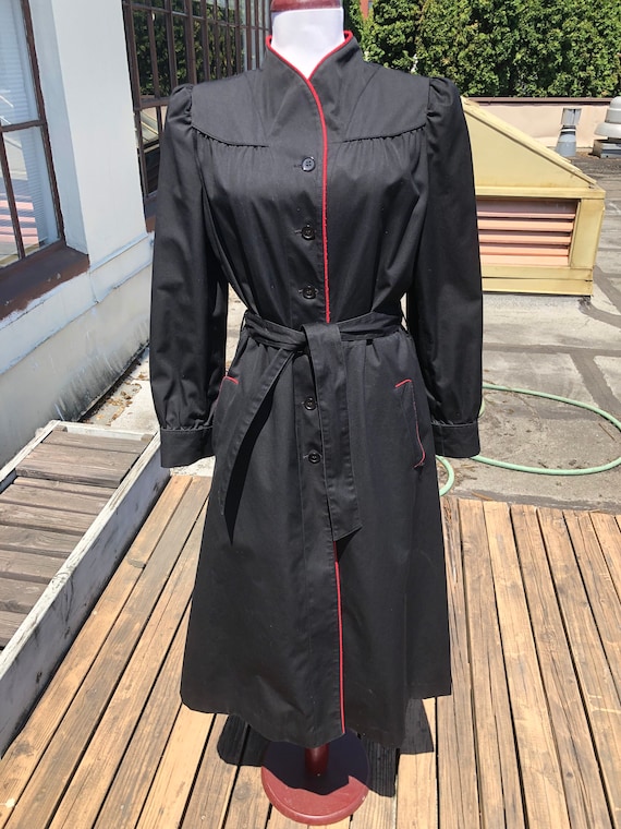 1970s 80s Black Navy Womens Belted Long Trench Co… - image 2