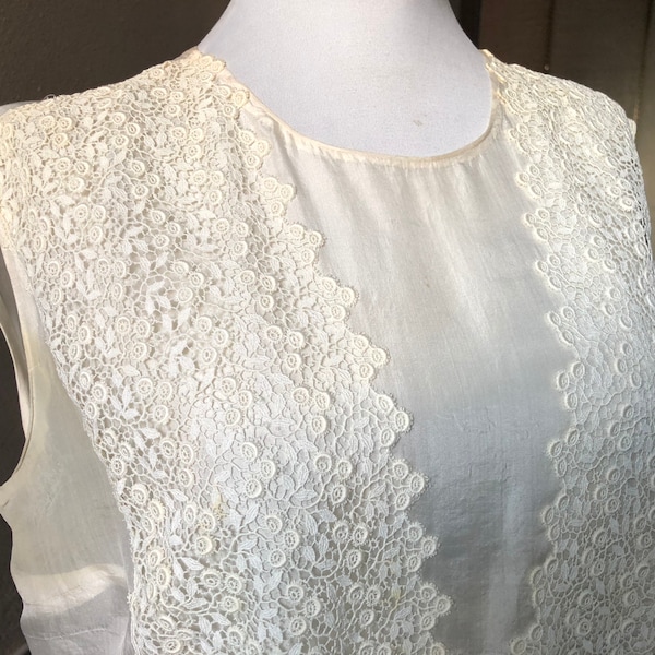1940s Antique Silk Ivory White Cream Sheer Floral Lace Overlay Woven Shell Tank Camisole Top S M L Pajama Slip Blouse Shirt 40s Vintage Silk