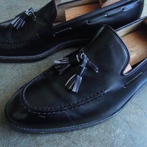 KOW HOO Calf Skin Simple Slip On Tassel Black Leather Loafers Oak Bark Sole Mens Vintage Shoes Size 8 8.5 M LEATHER Calfskin 1980s 1990s