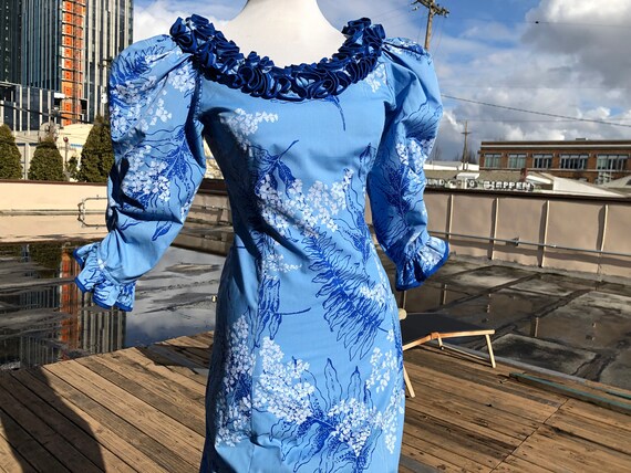 Vintage Princess Kaiulani Hawaiian Blue Cotton Fer