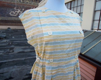 Vintage Louis Féraud Paris Cotton Seersucker Striped 80s Pastel Shirt Dress Boxy Lightweight M L Cinch Buckle Belt Waist Womens 1980s Yellow