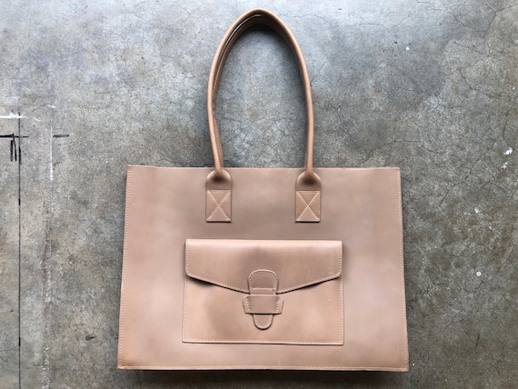 Perfect Thick Leather Smooth Simple Large Tote Wo… - image 2