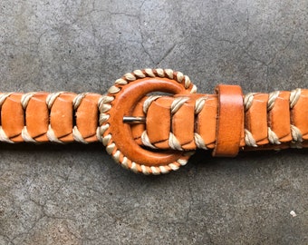 90s Tan Butternut Leather Woven Belt Chain Link Adjustable Unisex vintage Size M L western 1990s Braided Belt 30 32 34 36 waist Boho Stitch