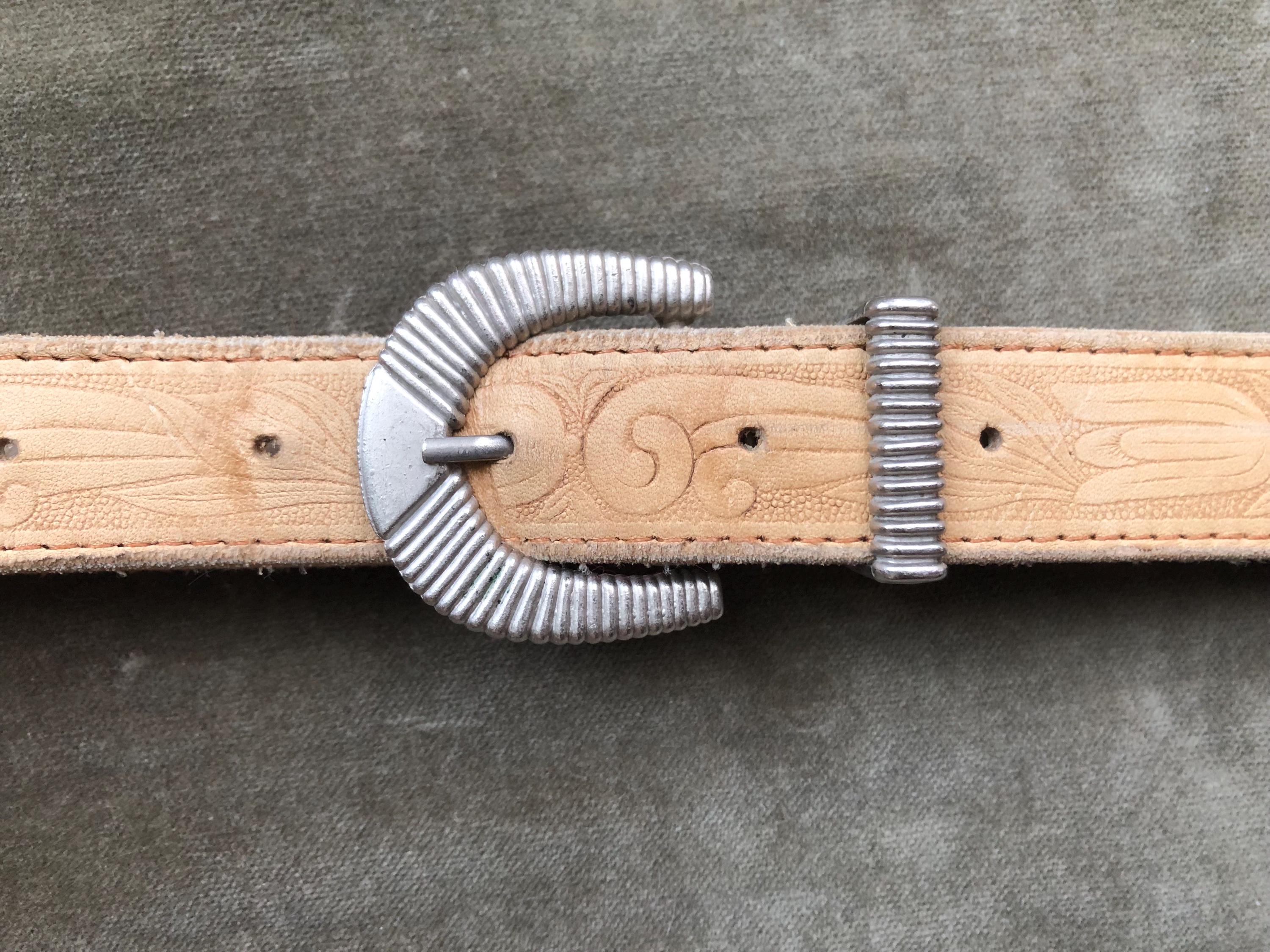 Vintage Cream Leather Skinny Belt - Etsy display picture 2