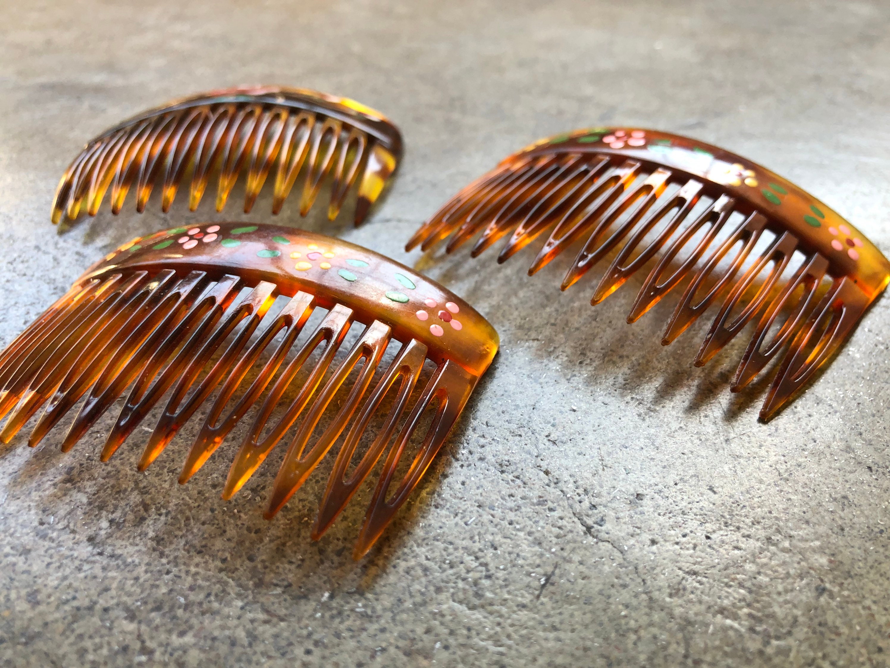 France Amber Clear Marbled Acetate Lucite Pair Set 3 Side Hair Combs Slides  Pin Barrette Clip French Tortoise 1950s 50s Vintage Floral Paint 